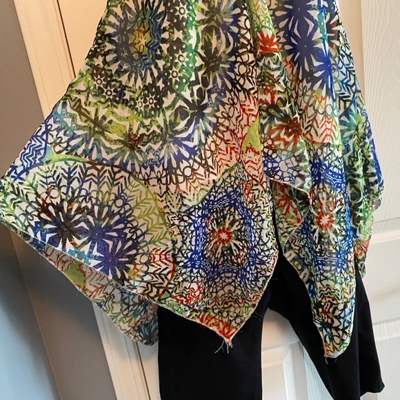 BUY 2 ITEMS & GET 1 FREE: Boho Colourful Kerchief Top Sz 1X - Picture 4 of 10